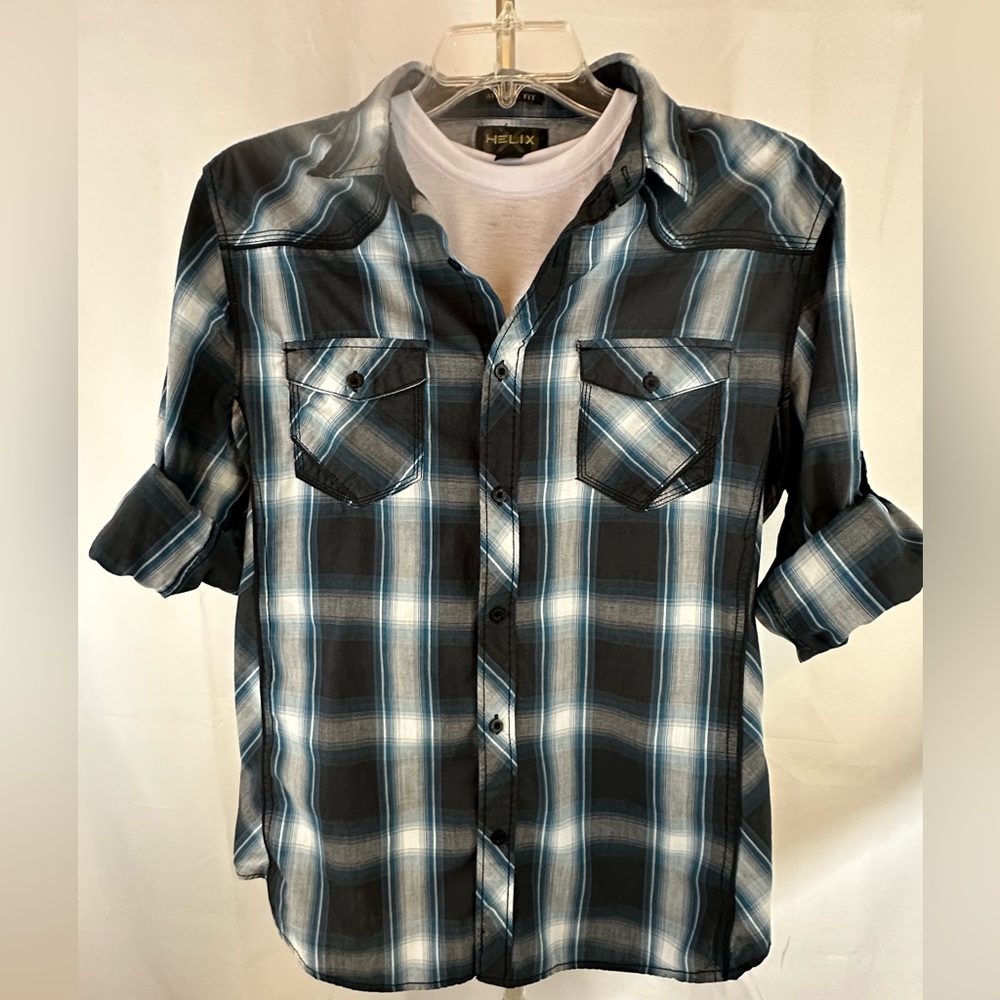 Helix brand long sleeve men’s shirt. Size XL. Athletic Fit. Nice color scheme. - Picture 4 of 8